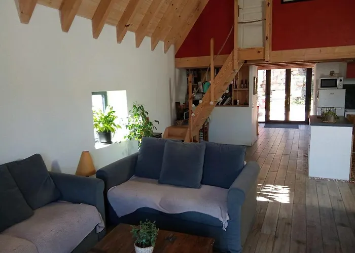 La Maison Lotoise D'alice Et Jeanne Nyaraló