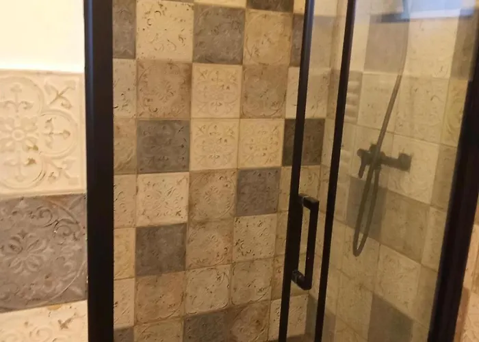 La Maison Lotoise D'alice Et Jeanne Nyaraló Faycelles