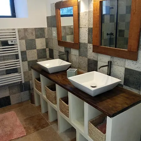 La Maison Lotoise D'alice Et Jeanne *